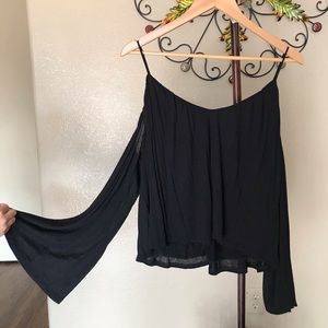 Long black sleeved blouse